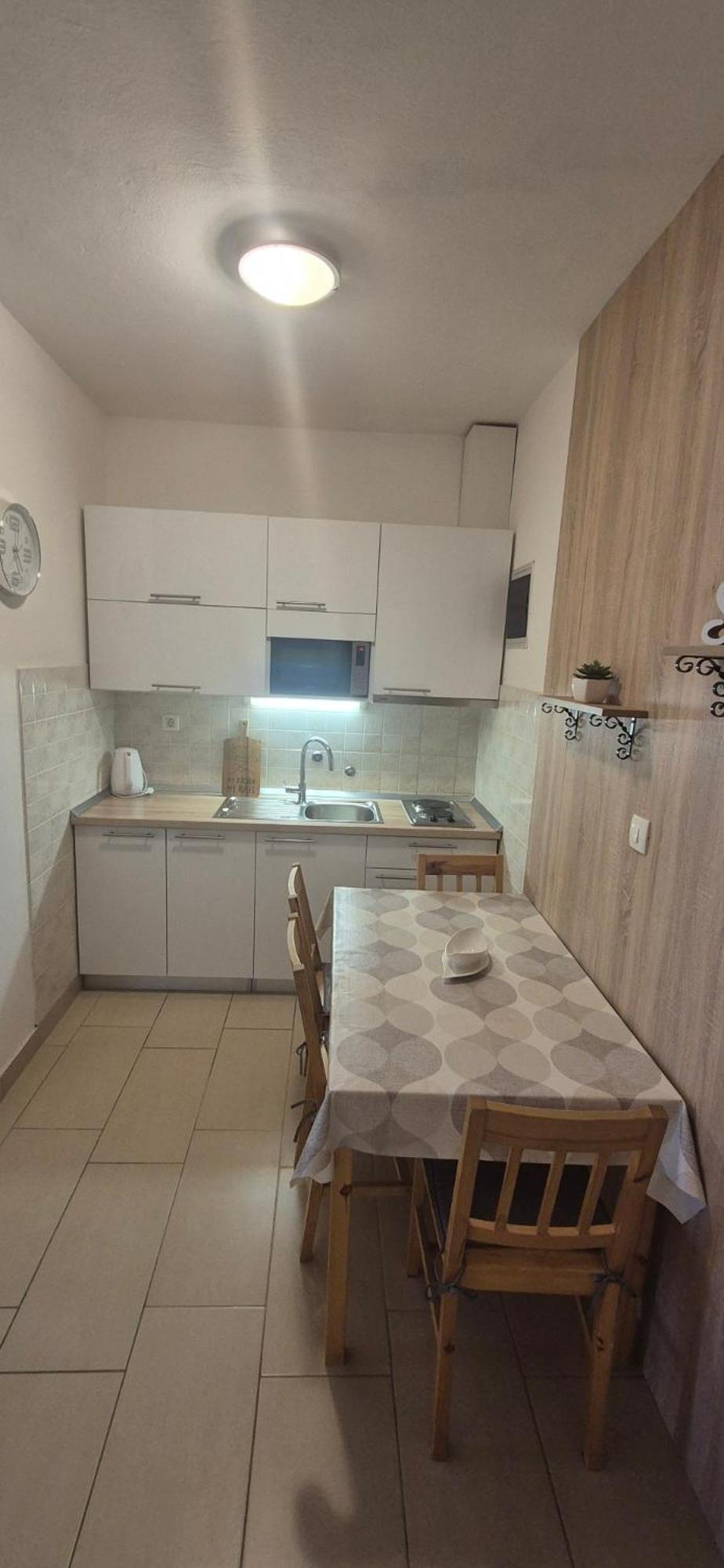 Apartments Lena Sukosan Luaran gambar